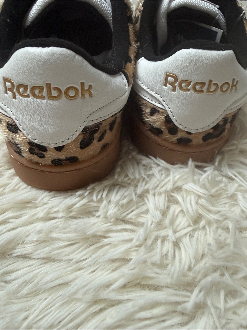 Leopard print Reeboks - Picture 3 of 5